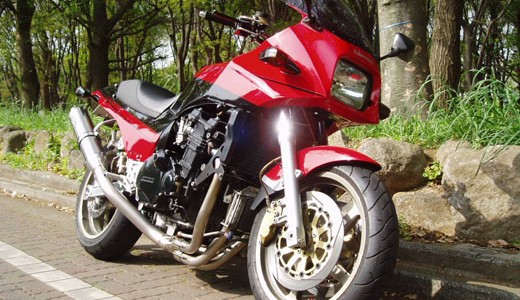 Kawasaki GPZ900R